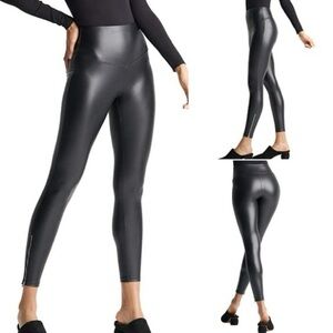 YUMMIE Black Faux Leather stretch Leggings with silver ankle zippers MEDIUM